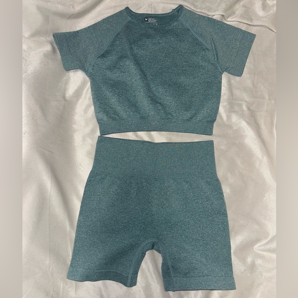 Women’s workout set